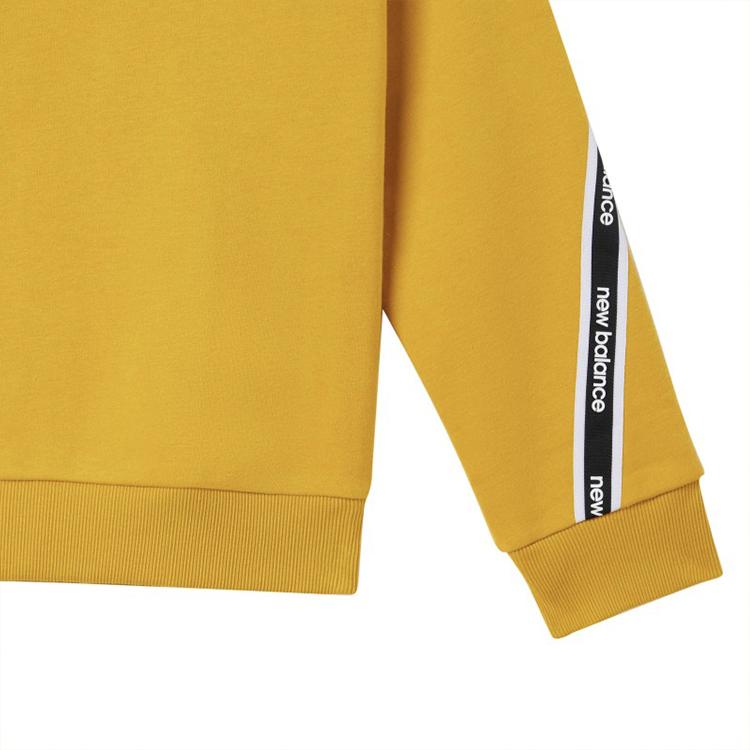 New Balance Sweatshirts Women's Yellow Crew Neck Moderate Regular NCA3N512-MY