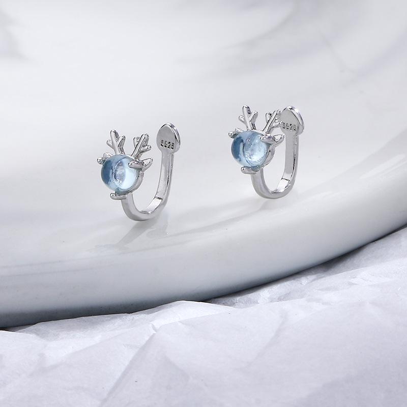 Yi Xuan U-Shaped Zircon Antler Ear Cuff with Pearls - Christmas Reindeer Earrings