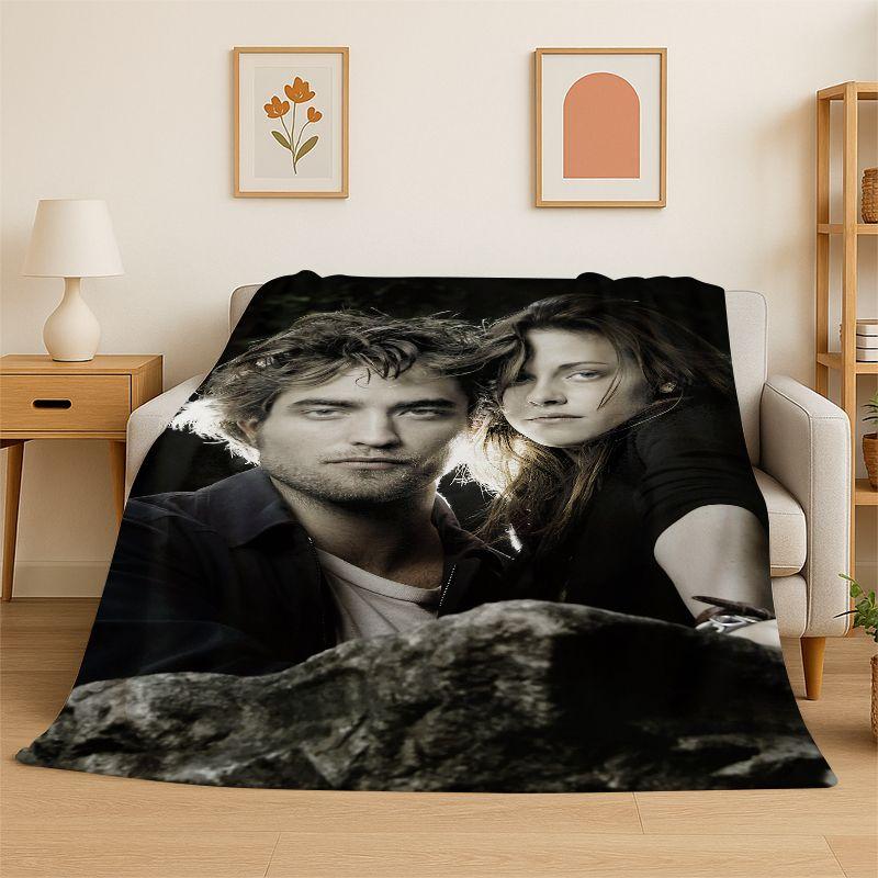 Classic Twilight Saga Edward Bella Flannel Blanket Soft Warm Throw Blanket for Bedroom Living Room Bed Travel Camping Picnic