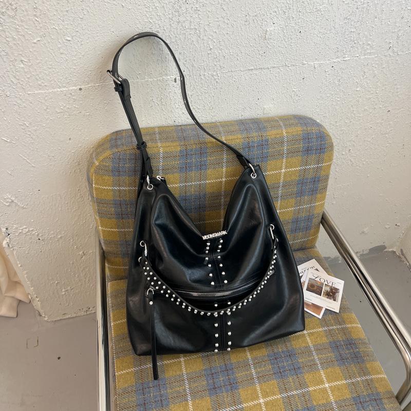 Soft Leather Rivet Tote Bag - Elegant Single-shoulder Crossbody Bag