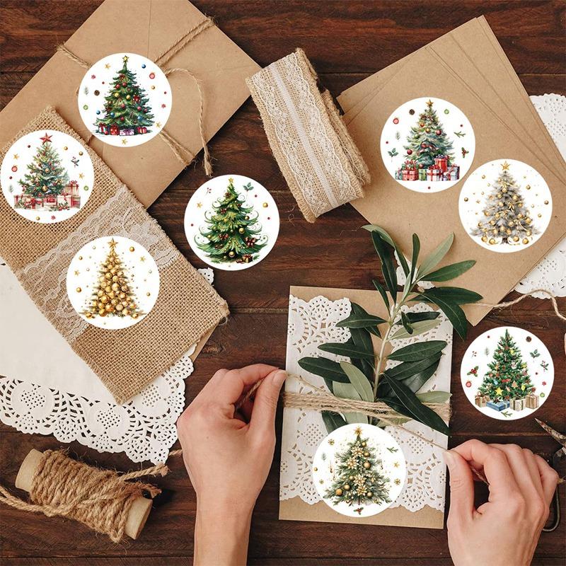 500pcs Merry Christmas Stickers Round Christmas Tree Tags Stickers for Kids Gifts Baking Package Envelope Stationery Decoration