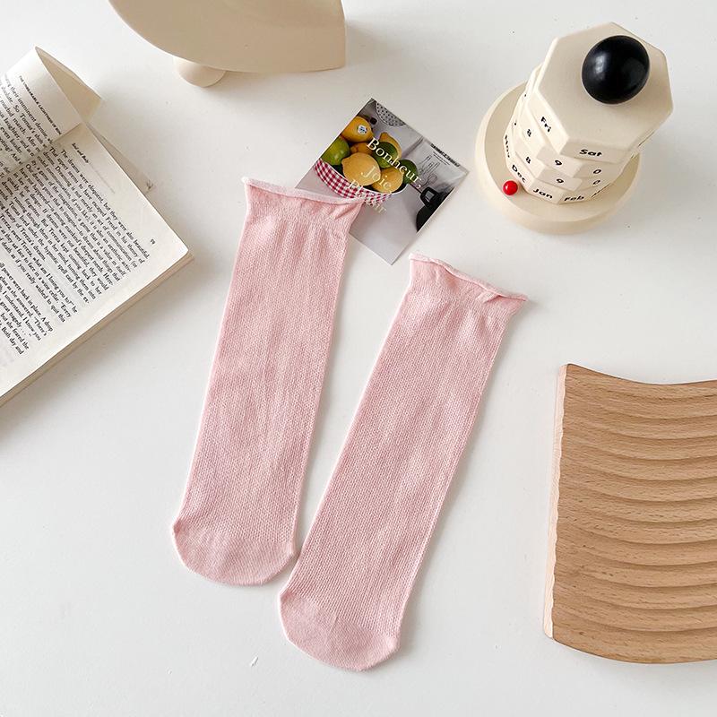 Women's Mid-Calf Socks: Autumn/Winter Maternity Loose-Fit, Solid Color, Trendy Spring Pile Socks in Black or White