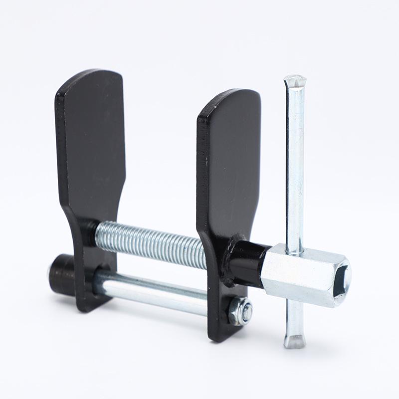 Brake Caliper Adjustment Set: Disc Brake Pad Removal and Installation Tool.
