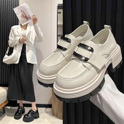 Black Retro Thick Bottom Small Leather Shoes Female 2024 New Thick Heel Single Shoes