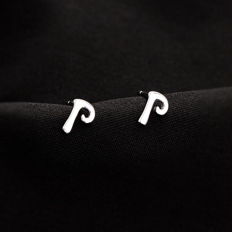 Banyan Tree S925 Silver English Alphabet Earrings for Women - Small, Comfortable, Single Earrings for Sleeping