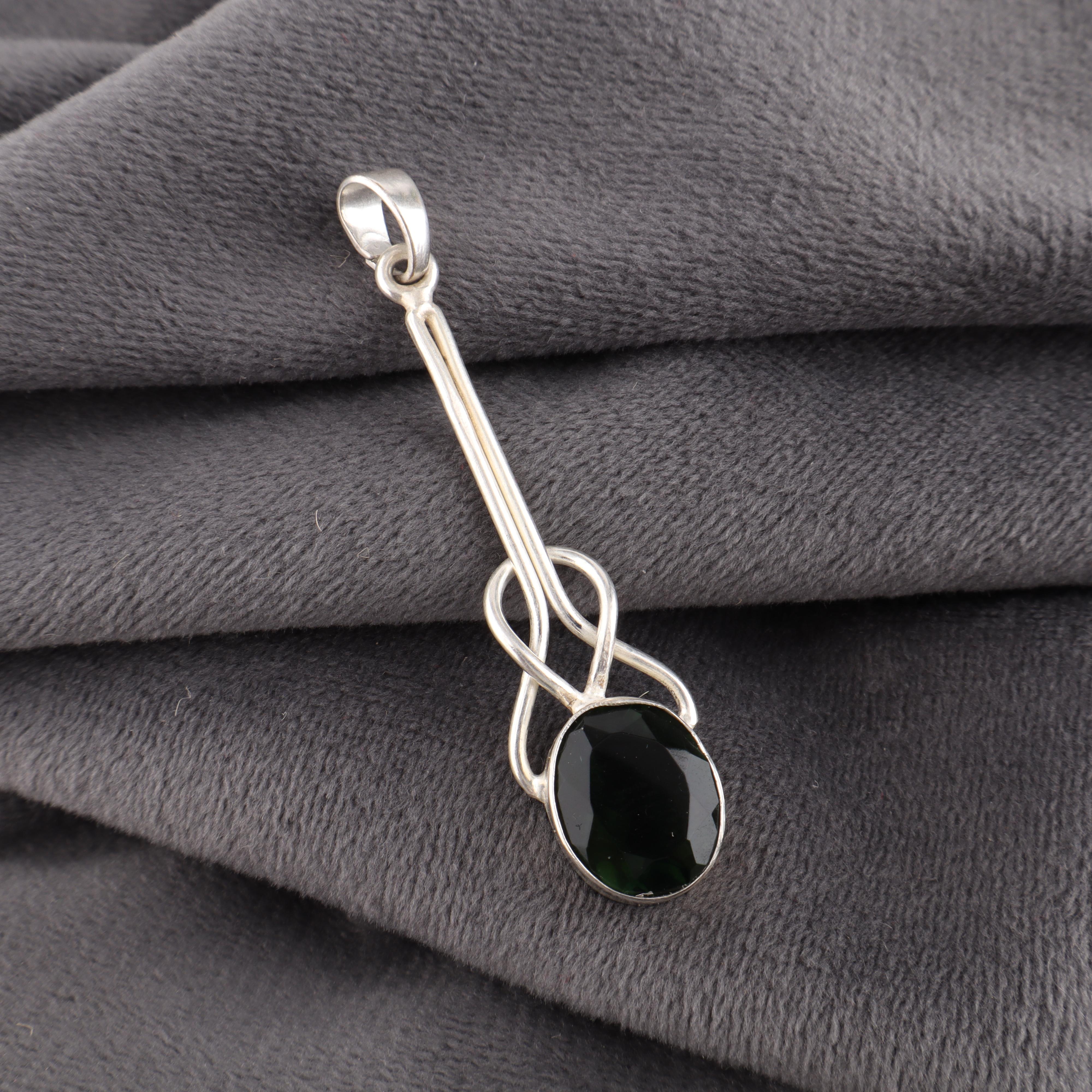 

Ювелирные изделия с драгоценным камнем Зеленый Турмалин, Подвеска из стерлингового серебра 925 пробы, Удивительная подвеска с турмалином, Дизайнерские украшения ручной работы для женщин 1.79 inches чёрный