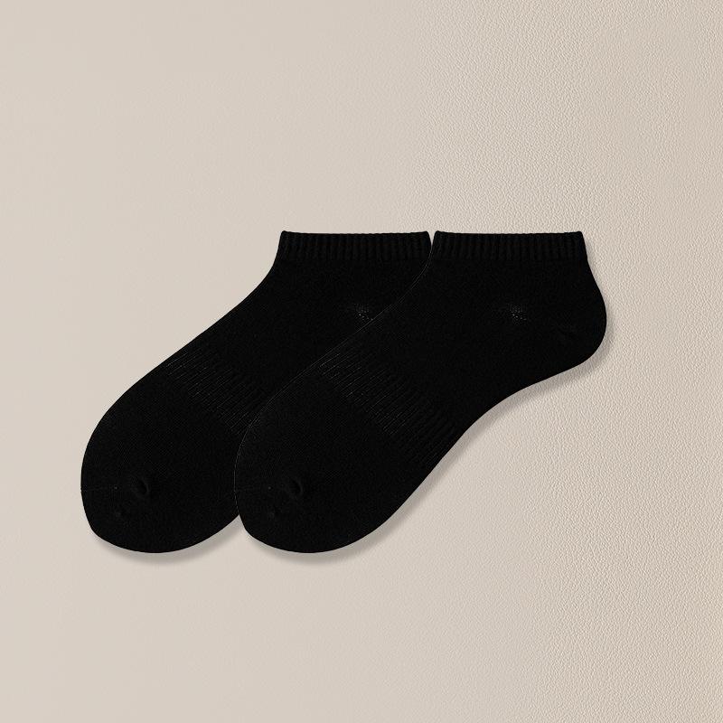 

Носки мужские дезодорирующие от пота осенне-зимние однотонные дышащие хлопковые на все четыре сезона спортивные носки черно-белые женские носки 1 pair чёрный