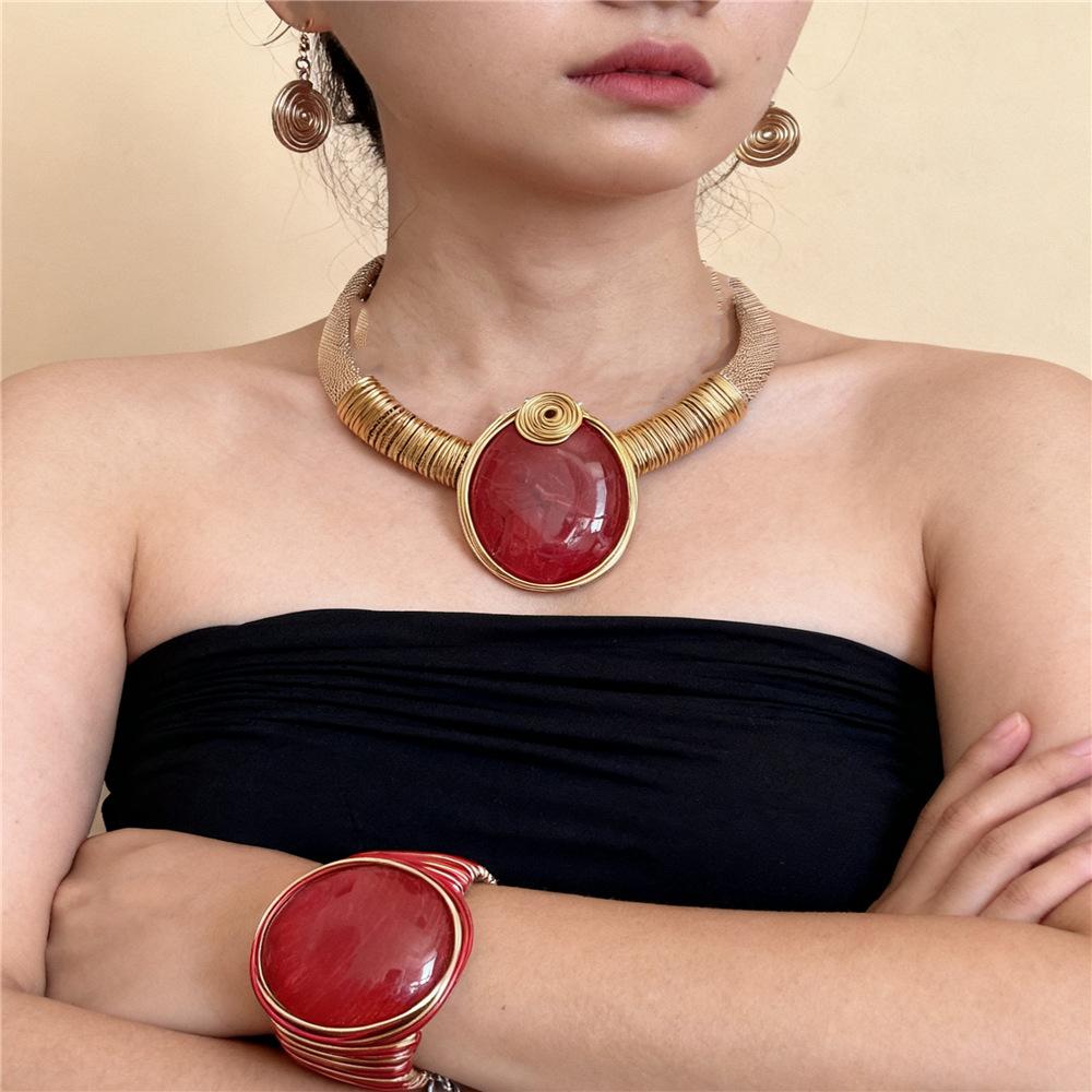 2026 Summer Wear Resin Gold Plated Banquet Nigeria Heavy Artificial Big Thread Exaggerated Bridal Jewelry Sets for Women