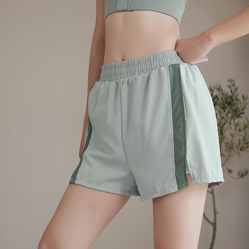 LULU Women s Quick-Dry High-Waisted Butt-Lifting Sports Shorts for Yoga, Running, and Basketball. Large