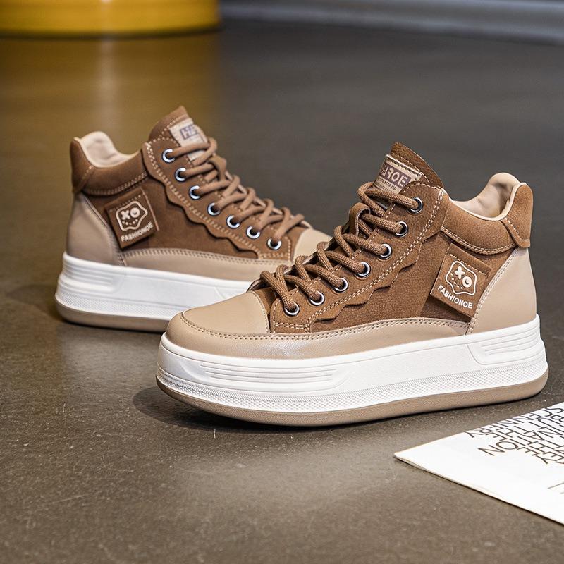 

Кроссовки из натуральной кожи с толстой подошвой и высоким верхом на плоской подошве 39 хаки