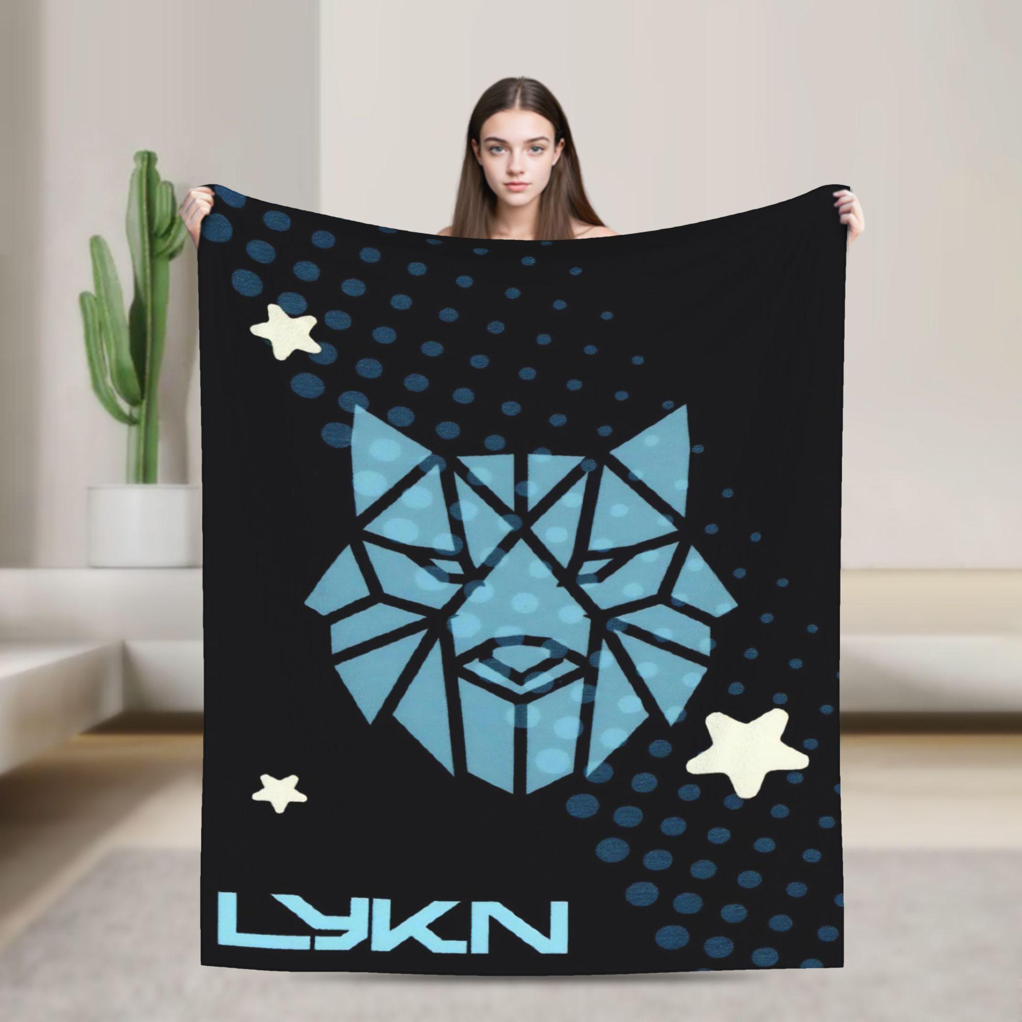 

LYKN Group Lykyou Blanket Flannel Lightweight Throw Blanket for Outdoor Travel Bedroom Quilt 75x90cm