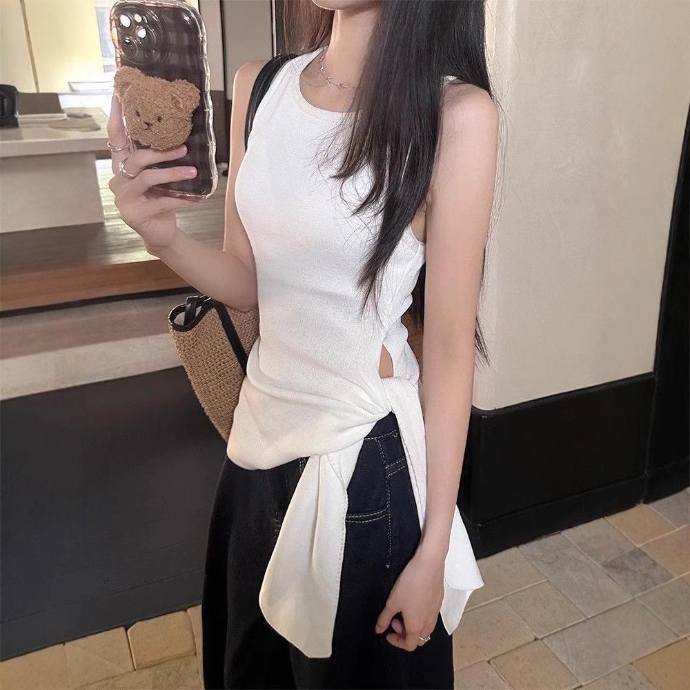 

Unique Dark Blue Slim-Fit Camisole: Women s Waist-Cinching Sleeveless Top One Size [Recommended for 125 lbs and under]