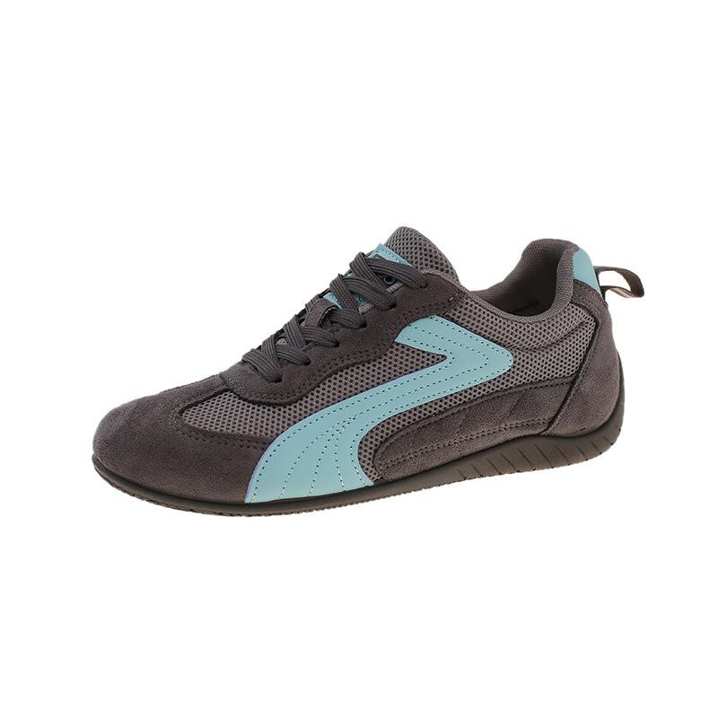 Thick-soled mesh breathable moral training shoes women's autumn 2025 new fashion versatile sports and leisure lace-up white shoes