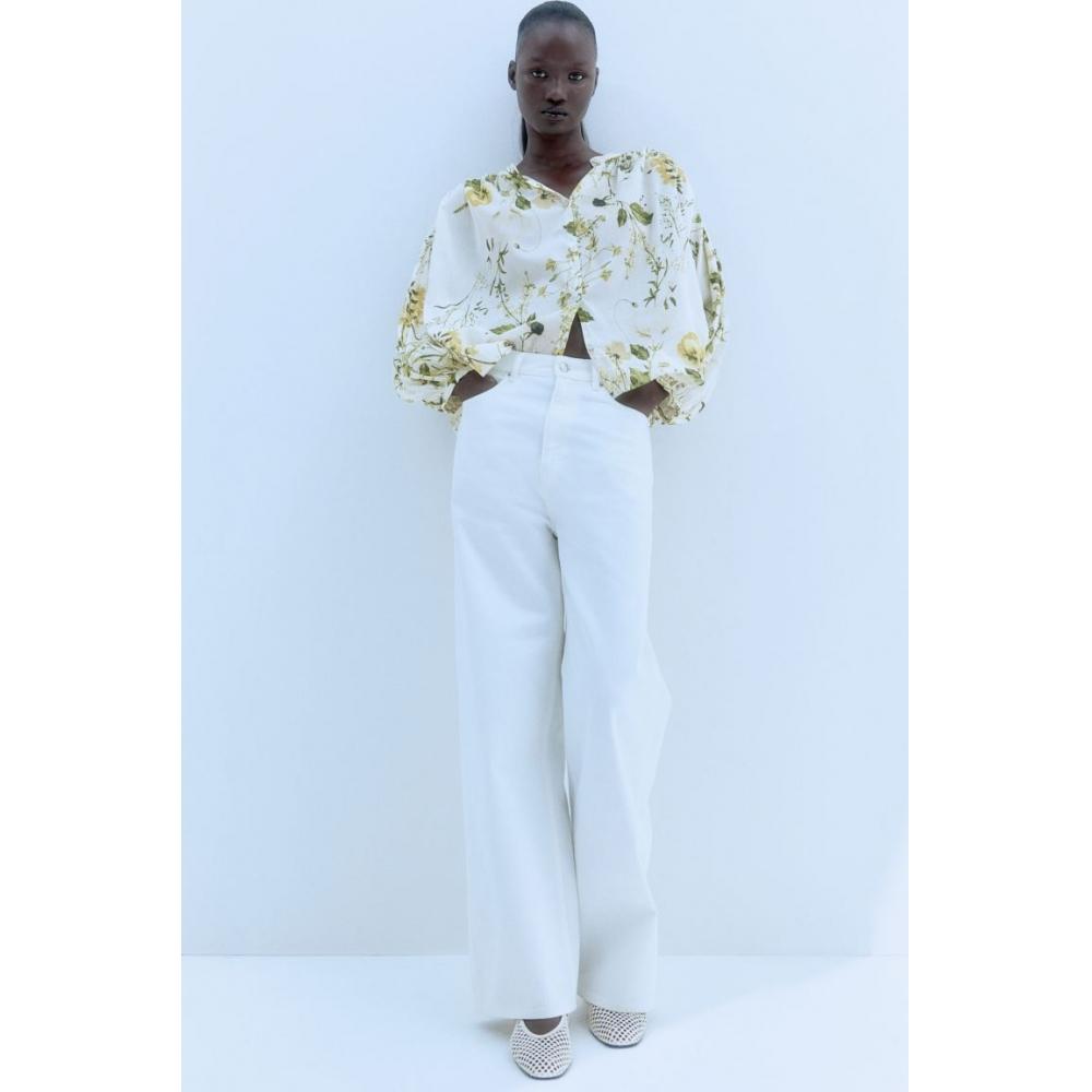 

Блуза HM с объемными рукавами Кремового цвета с цветочным принтом