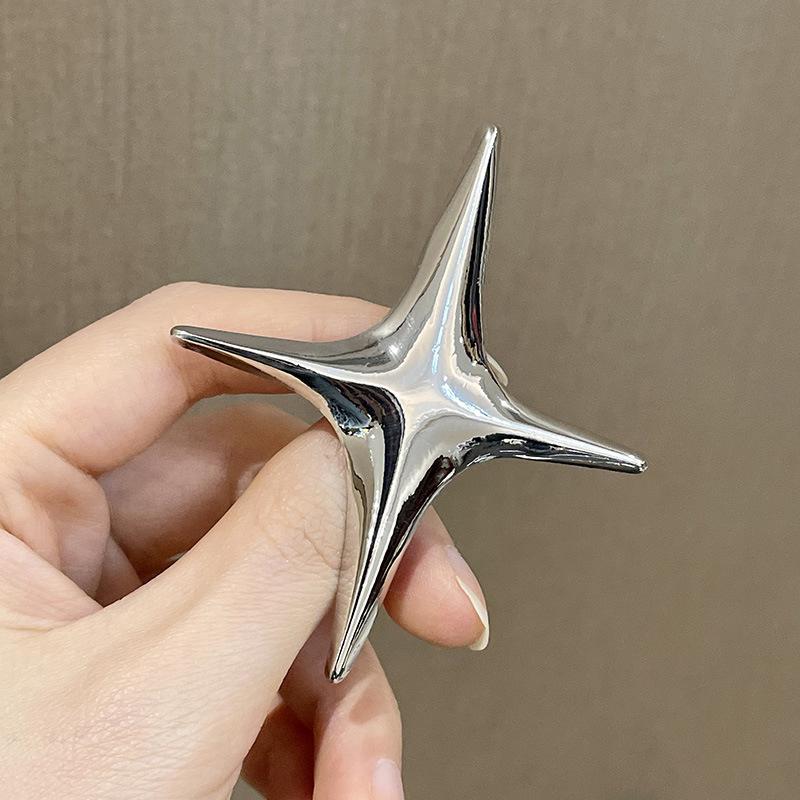 Punk Rock Silver Color Metal Cross Star Brooches Temperament Jesus Lucky Brooch Pins For Men Women Shirt Jewelry
