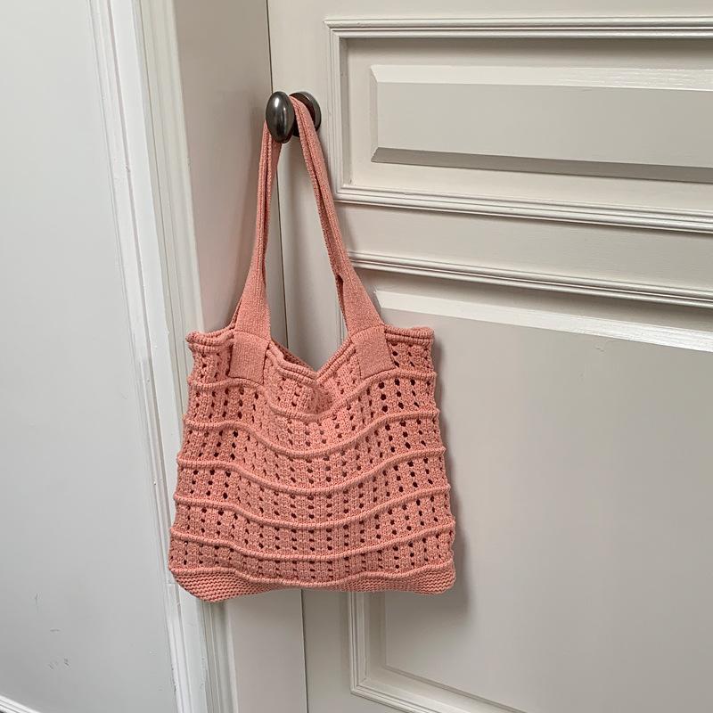 

Нова порожниста ретро плетена вовняна жіноча сумка через плече для поїздок на роботу, велика місткість, в язана сумка-тоут 61*40*2