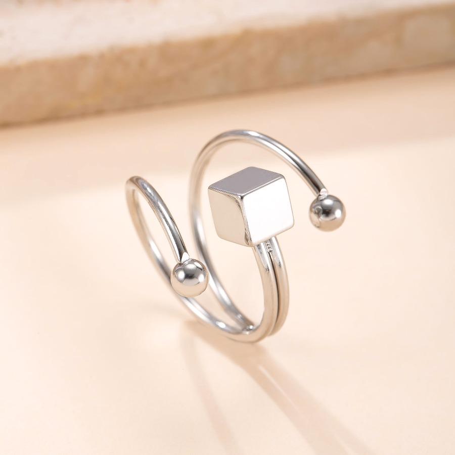 1pc of Square Open Geometric Curved Single Ring, Retro Elegant Style Suitable for Women'S Daily Wear, Parties, Vacations Or Gifts