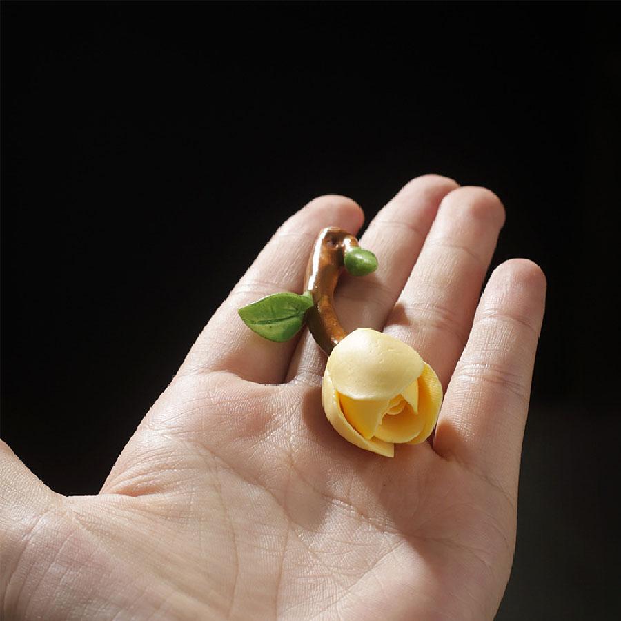 Ceramic handmade magnolia flower bud incense holder, tea ceremony incense burner, Zen indoor simulated flower decoration