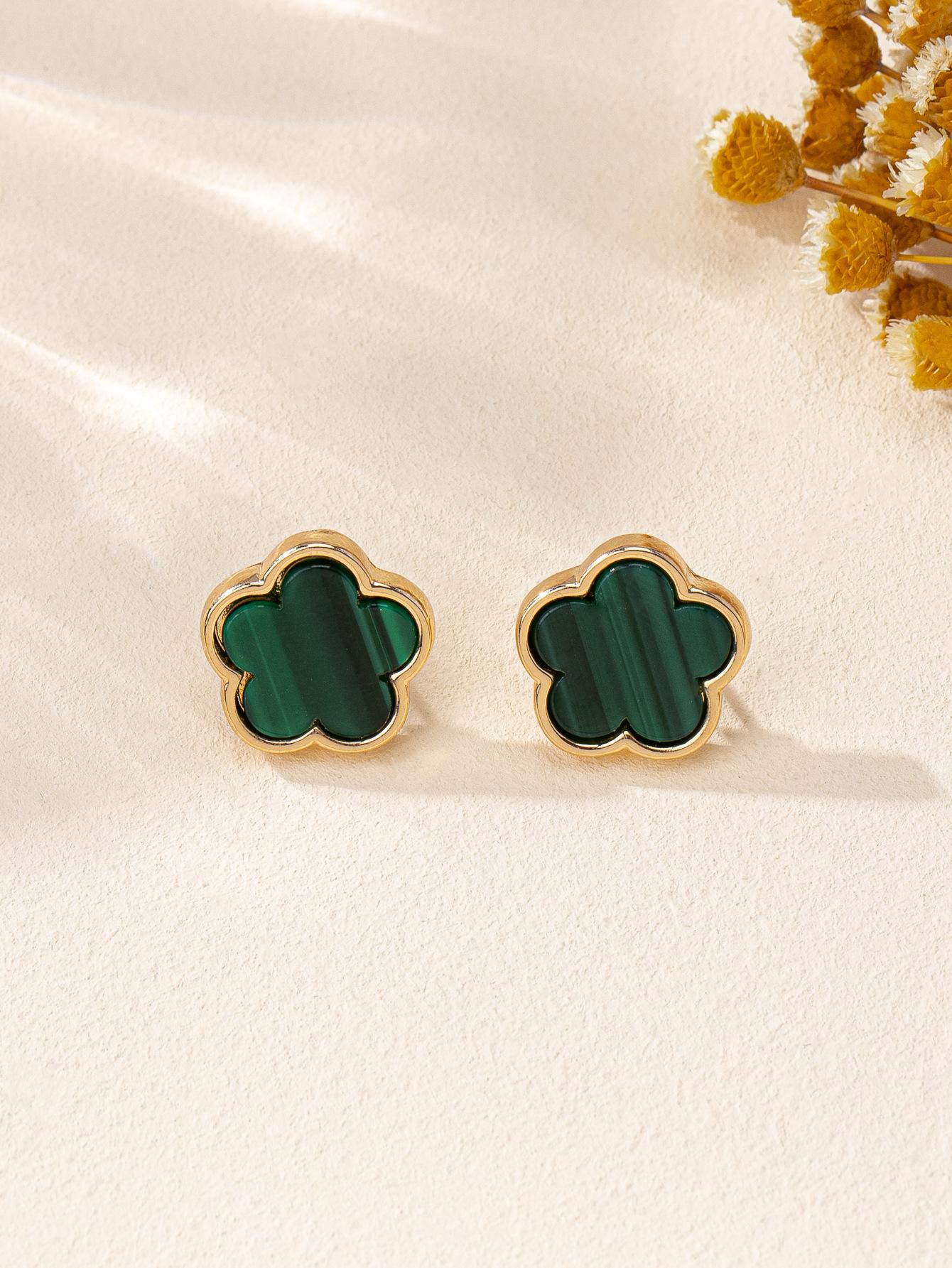 

Fashion Lucky Clover Petals Niche Design High-End Earrings Trendy Temperament Earrings зелений