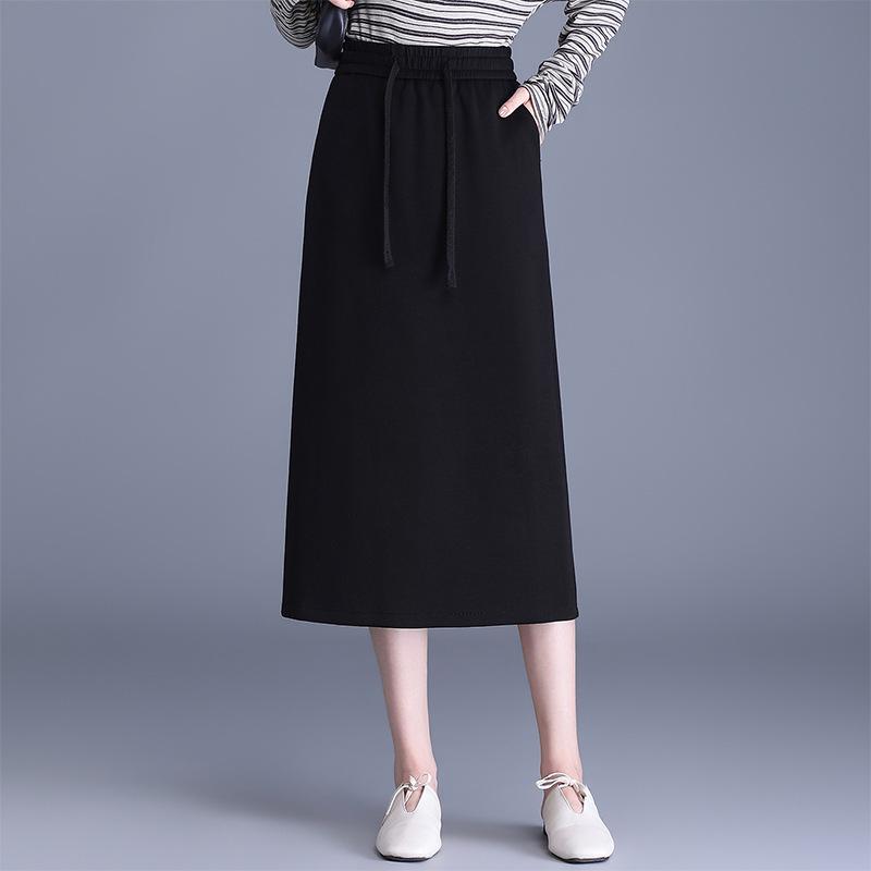 Струящаяся черная зауженная юбка-карандаш миди для офиса - Коллекция Весна 2026 2XL чёрный