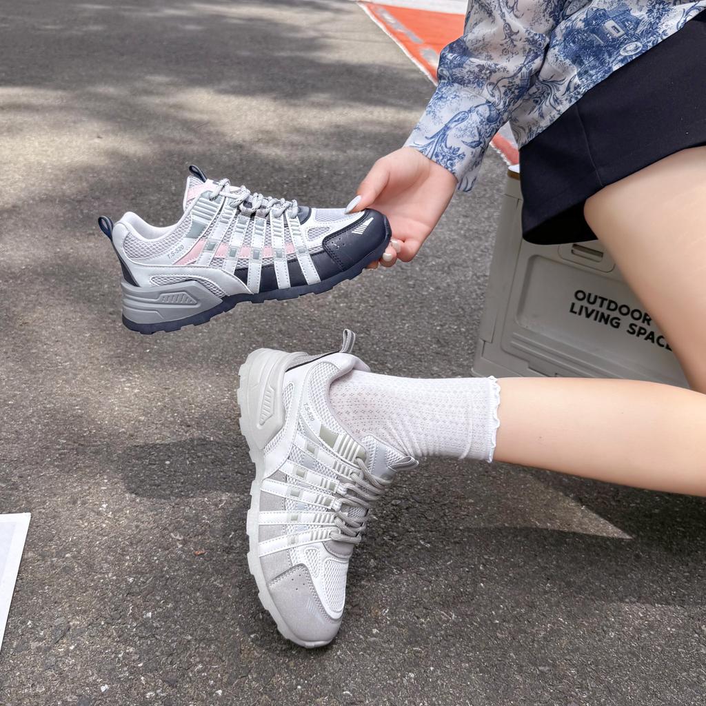 Nischen-explosive lässige Sportschuhe Mesh atmungsaktiv Retro super angesagt Outdoor-Bergsteigen dicksohlige Forrest Gump Dad-Schuhe Damen Herbst