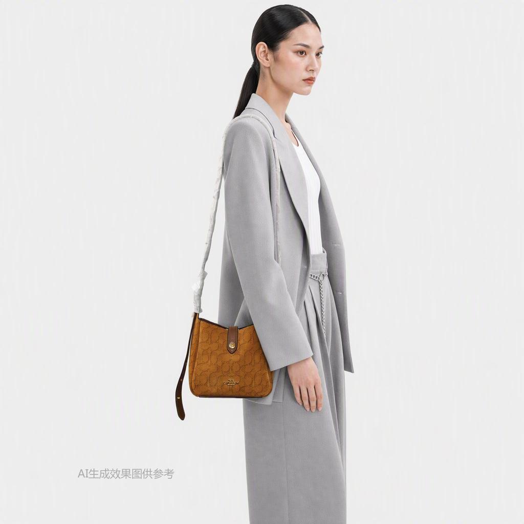 [Pre-Owned] Hadley 20 Letter Logo Adjustable Shoulder Strap Iconic Suede And Smooth Leather Crossbody Bag Mini - Very Good #1W6X459