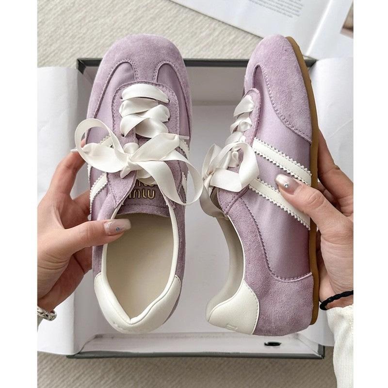 

Балетки ретро на плоской подошве женские новая мода универсальные удобные легкие спортивные для отдыха 35 фиолетовый