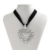 Fashion Rhinestone Big Heart Necklace Black Velvet Choker Collar Sexy Party Neck Jewelry Custom Y2K Clavicle Necklace