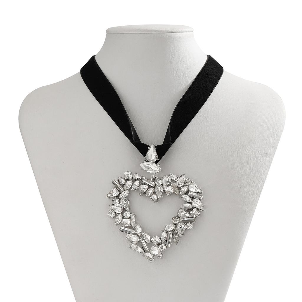 Fashion Rhinestone Big Heart Necklace Black Velvet Choker Collar Sexy Party Neck Jewelry Custom Y2K Clavicle Necklace