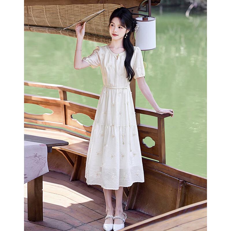 Elegant Embroidered Short Sleeve Midi Dress