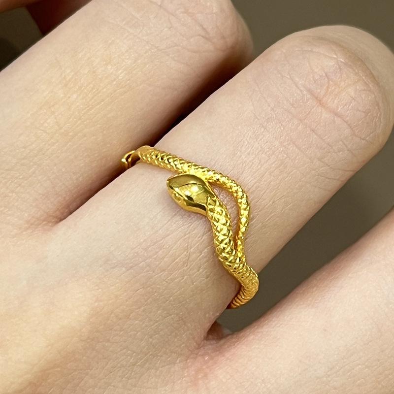 Xiaohongshu Zodiac Snake Ring - Women's Twisted Sand Gold Design for New Year 