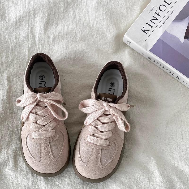 2025 spring and summer Hong Kong style platform German training shoes women's new retro versatile casual breadboard shoes chic white shoes