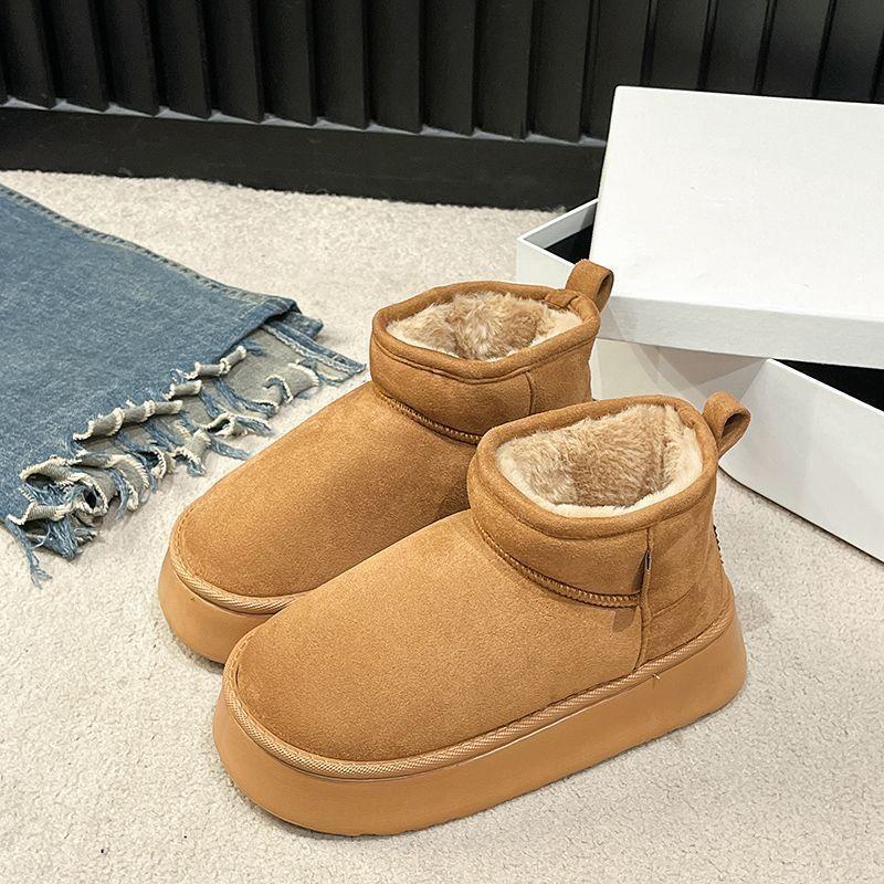 White platform snow boots women's winter 2025 new piled thickened short tube fluffy short cotton boots bread shoes