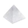 Bílá křišťálová leštěná pyramida Feng Shui ornament