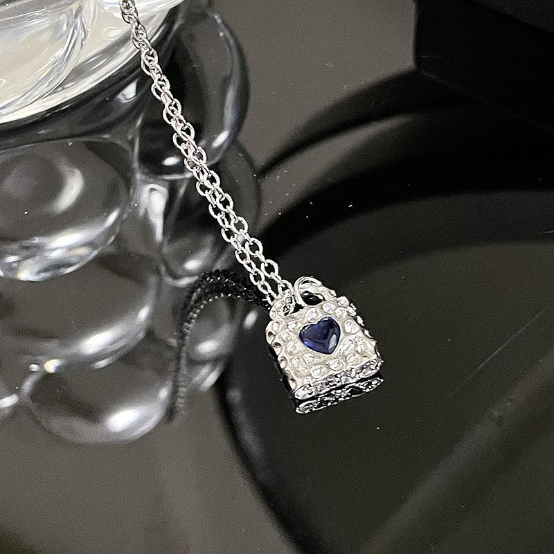 Lockhead Niche Design Blue Love Zircon Necklace French Irregular Metal Folds Premium Sense Clavicle Chain Female