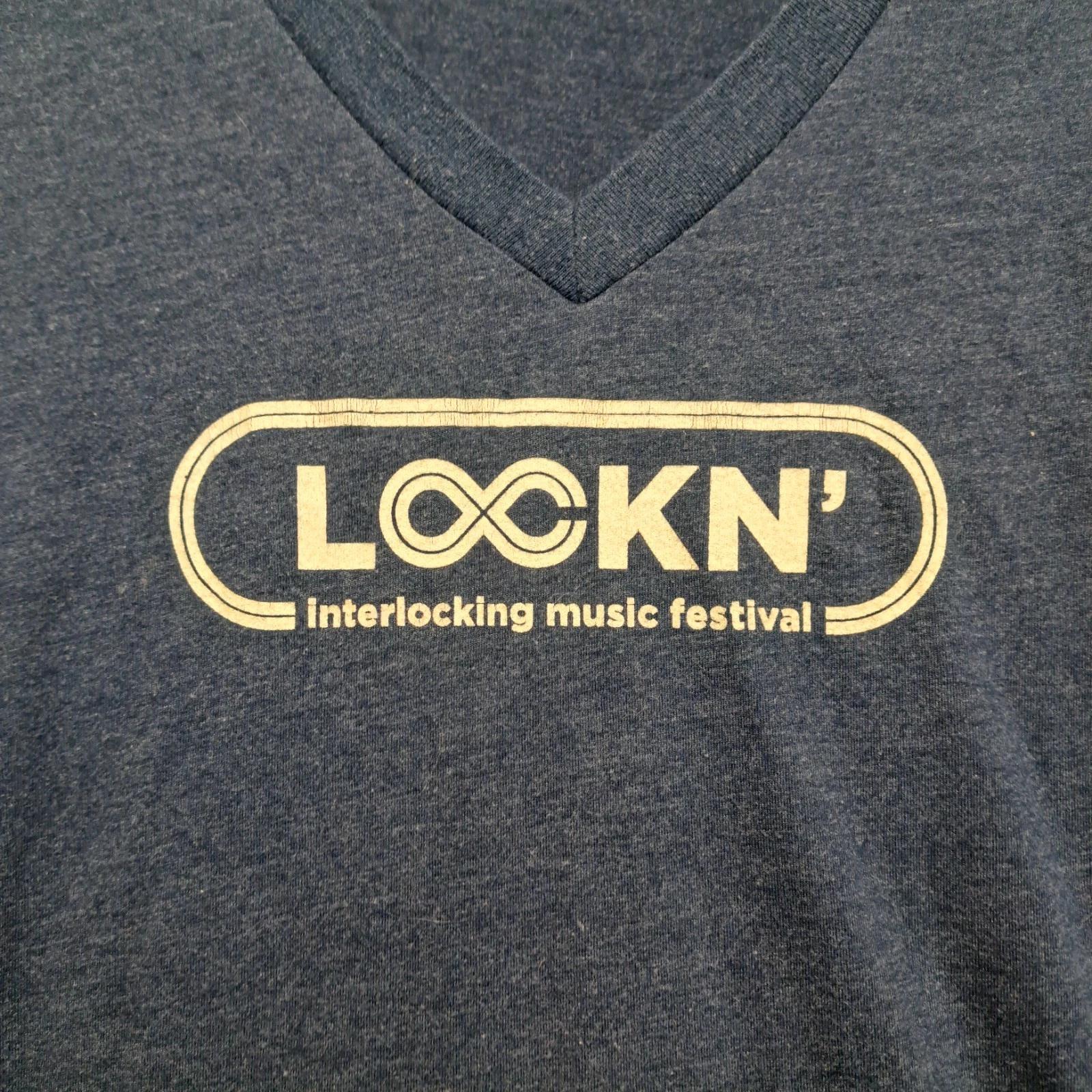 

Lockn Music Festival 2013 Womens Medium T Shirt V Neck Navy Blue Interlocking S