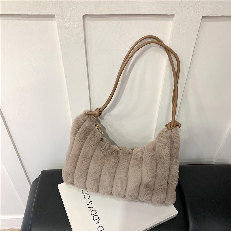 Women's Plush Shoulder Bag - 2025 Fashionable Versatile Furry Underarm Handbag with Niche Design