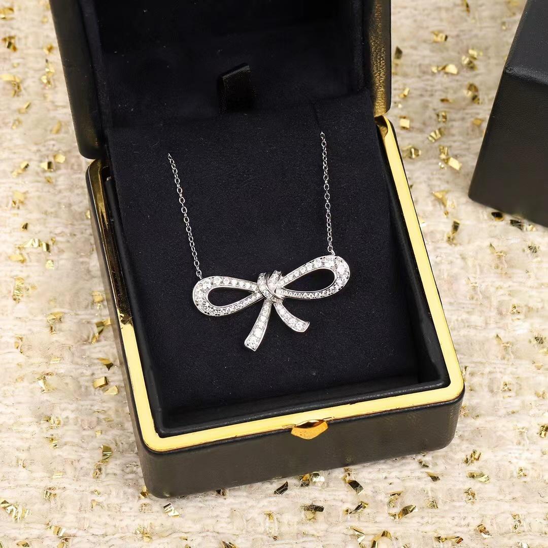 

New 20234 High Quality Fashionable Famous Brand Anniversary Gift Jewelry Necklaces For Women Bowknot Europe Luxury Sweet Romance