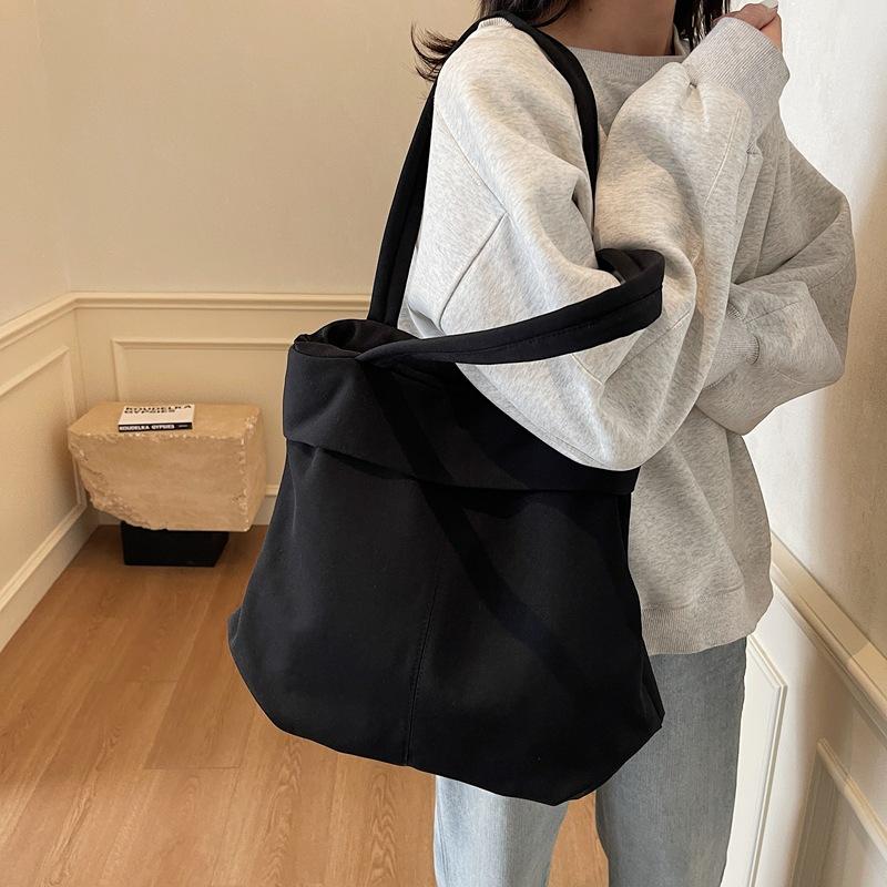 Women's Casual Bag 2025 Fall New Fashionable Simple Handbag Student Class One Shoulder Crossbody Bag Canvas Bag