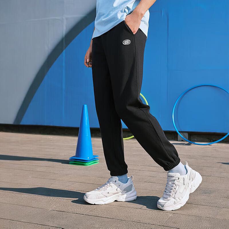 Skechers Men s Relaxed Fit Outdoor Fitness Running Pants L