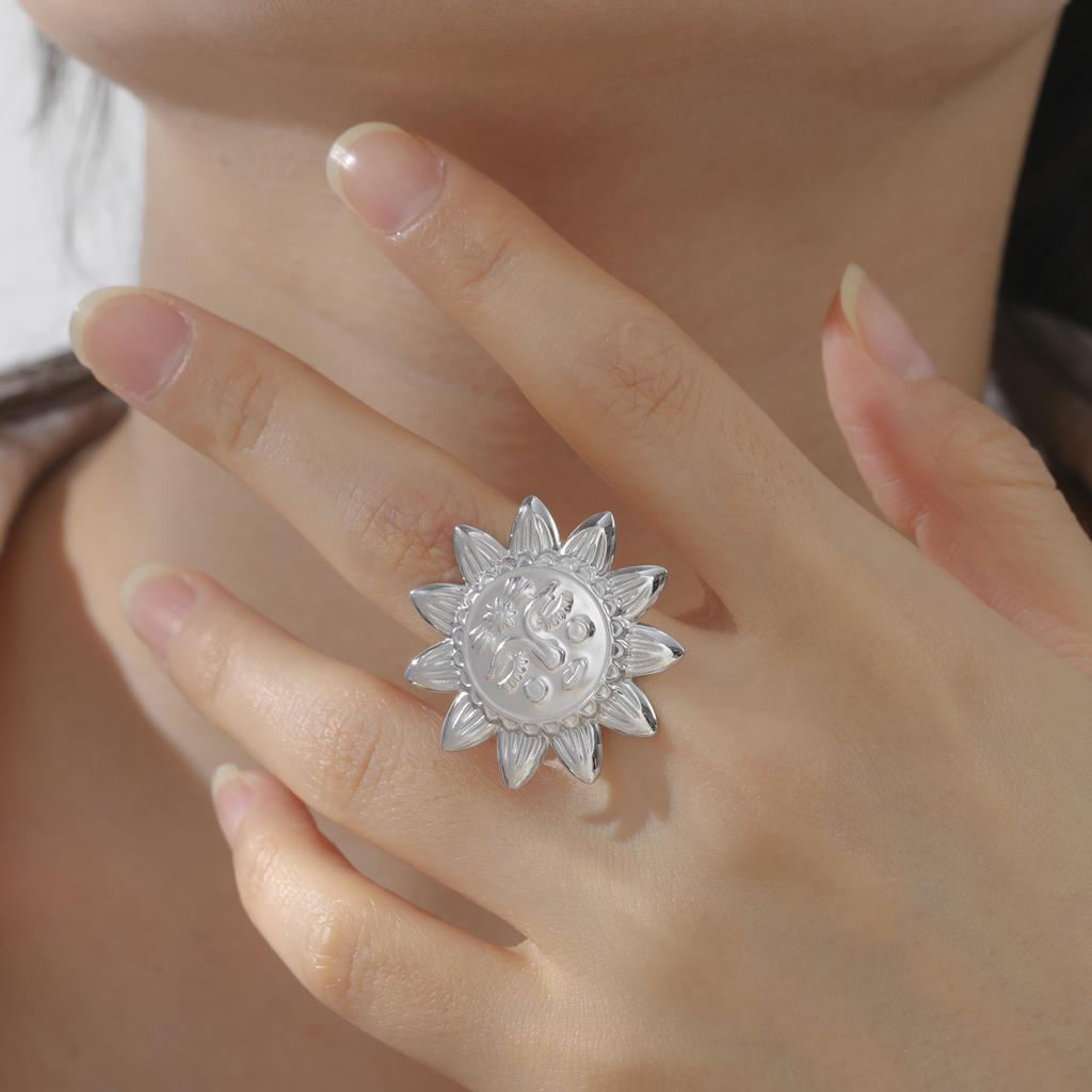 Teamer Big Sunflower Open Ring For Women Stainless Steel Gold Color Adjustable Finger Rings Bohemian Jewelry Gift Wholesale