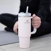 STANLEY Wasserflasche Becher Vakuum Slim Quencher H2.0 0.88L (Gelb/FF) 10-10827-523