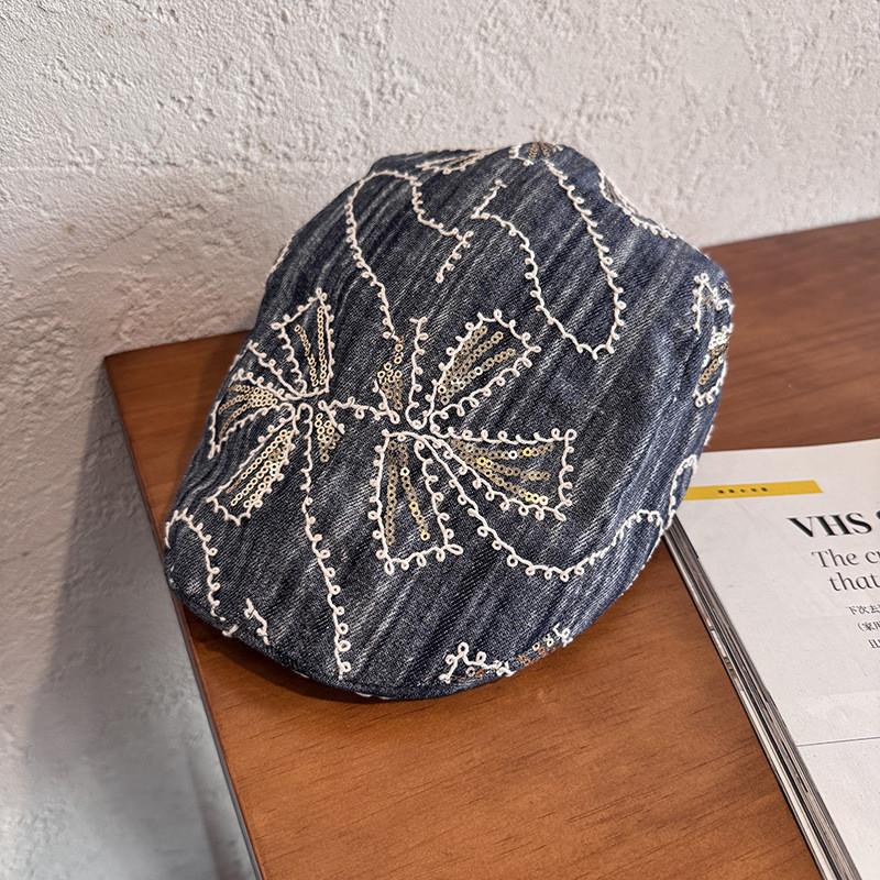 

Summer Cotton Embroidered Flower Beanie Hat For Women Casual Street Style Headgear Темно-синій
