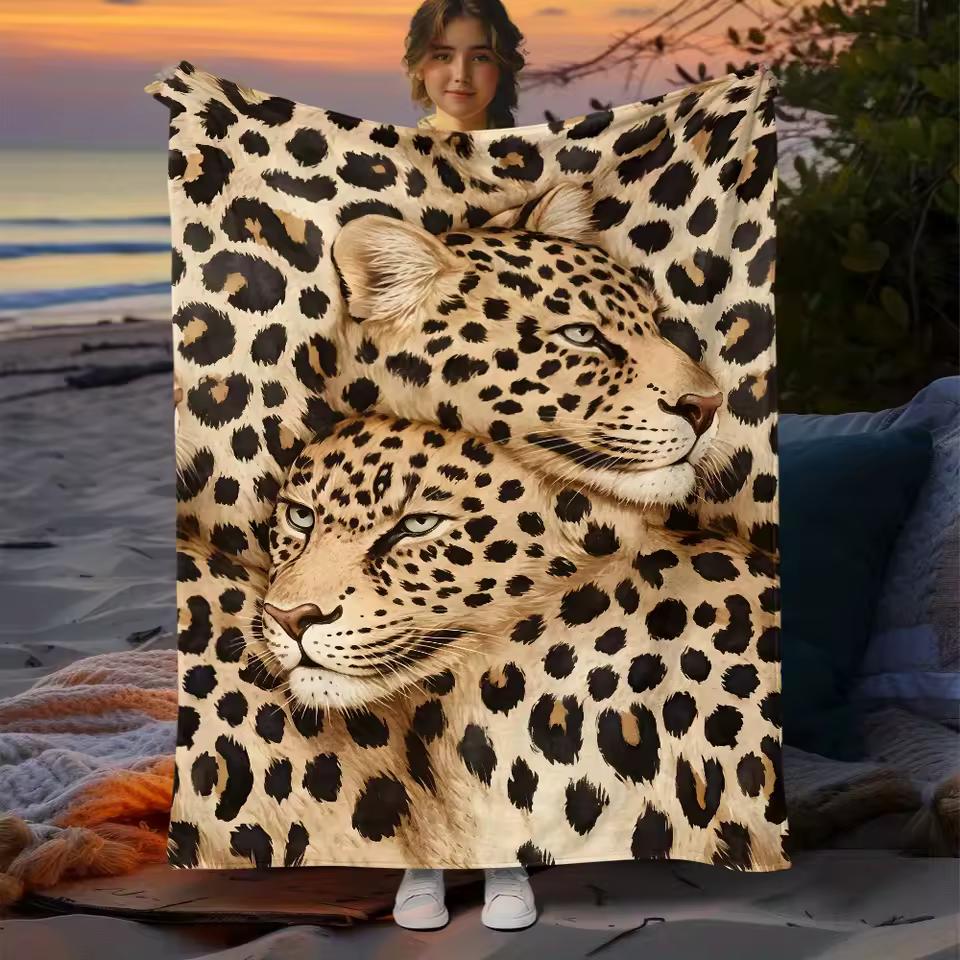 Wild Leopard Blanket Classic Leopard Spot Double Cheetah Portrait Flannel Throw Blanket Jungle Animal Fashion Warm Cover