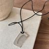Contemporary Comb Shaped Alloy Necklace Polished Finish Clavicle Chain Everyday Fashion Statement Accessory