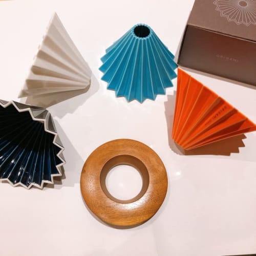 K-ai ORIGAMI Wooden Dripper Holder (Small/Medium Size)