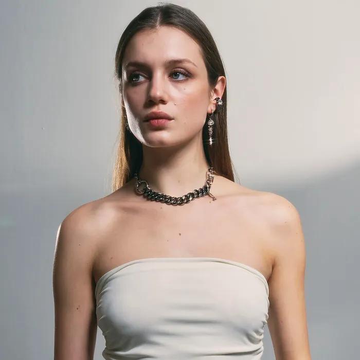NO.317 [BLACK] GEOMETRY HEART EARCUFF