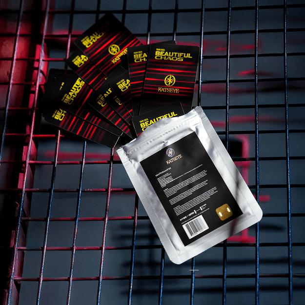 Vorbestellung KATSEYE THE BEAUTIFUL CHAOS TOUR Mini-Fotokarte