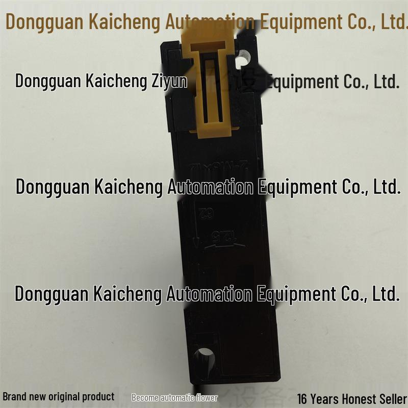 Omron Relay Universal Socket P7TF-05 Available