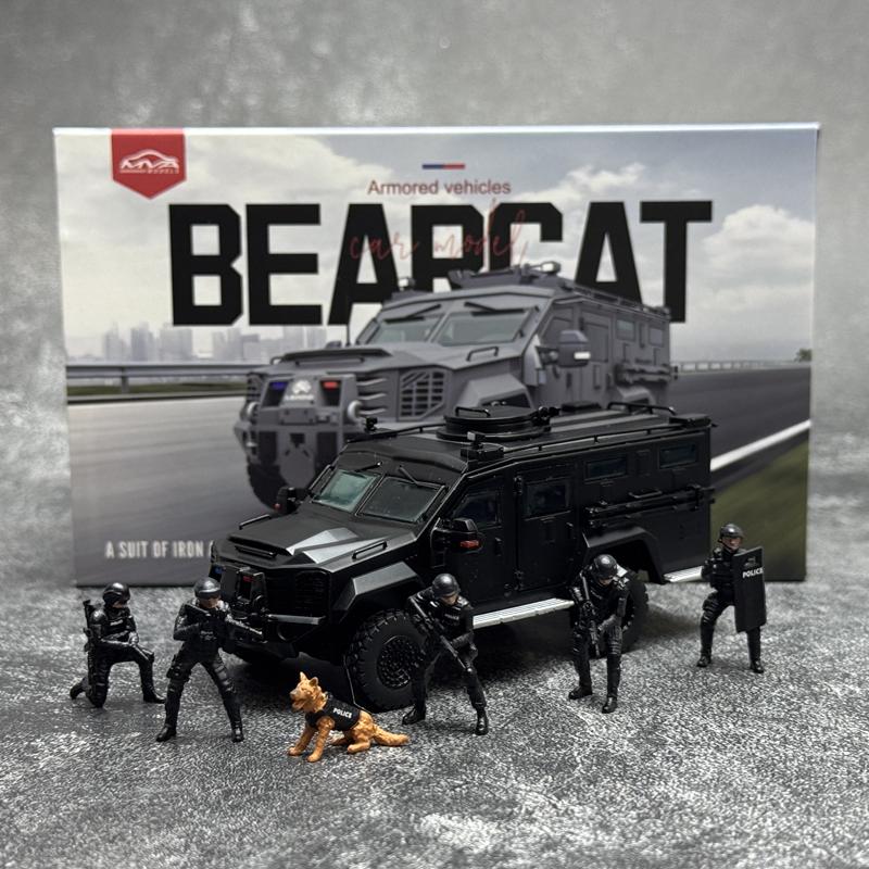 

MVA models diecast Collection 1/64 scale SWAT Armored Vehicle with Figure Alloy Car Model Of Holiday Gifts Company Gifts